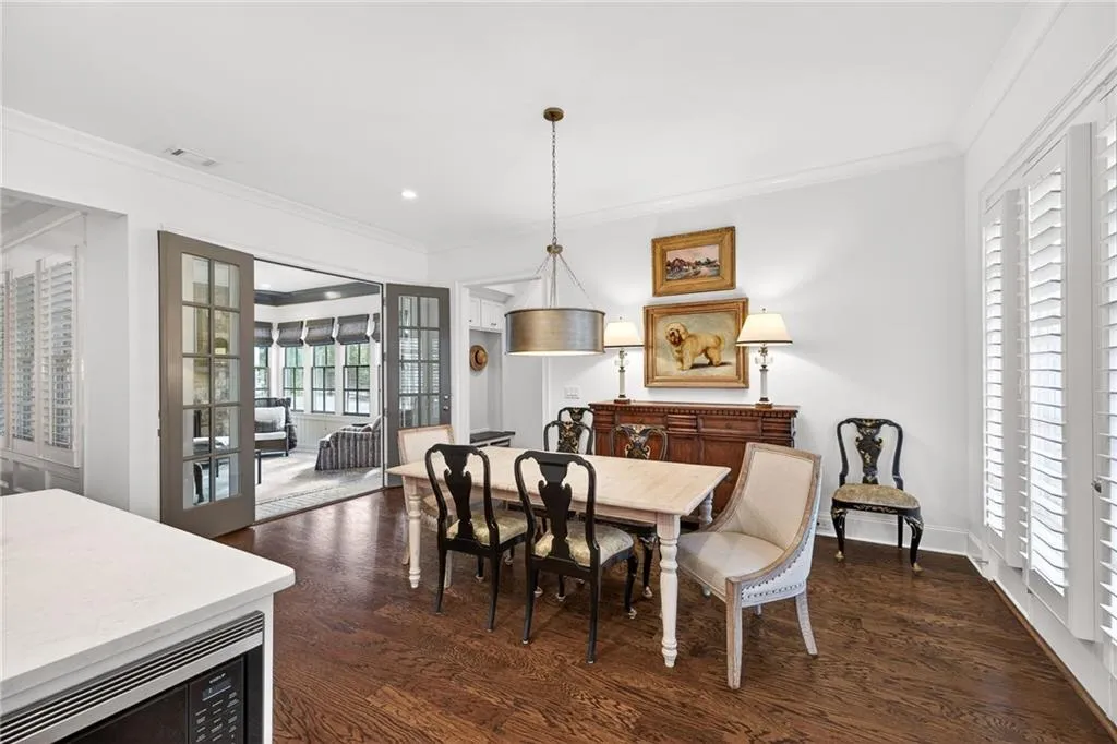 4774 Wieuca Road Ne, Atlanta, Georgia 30342, 4 Bedrooms Bedrooms, 0 ,4 BathroomsBathrooms,Residential,For Sale,4774 Wieuca Road Ne,7706369