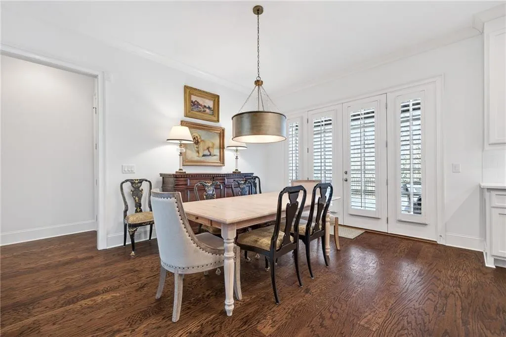 4774 Wieuca Road Ne, Atlanta, Georgia 30342, 4 Bedrooms Bedrooms, 0 ,4 BathroomsBathrooms,Residential,For Sale,4774 Wieuca Road Ne,7706369