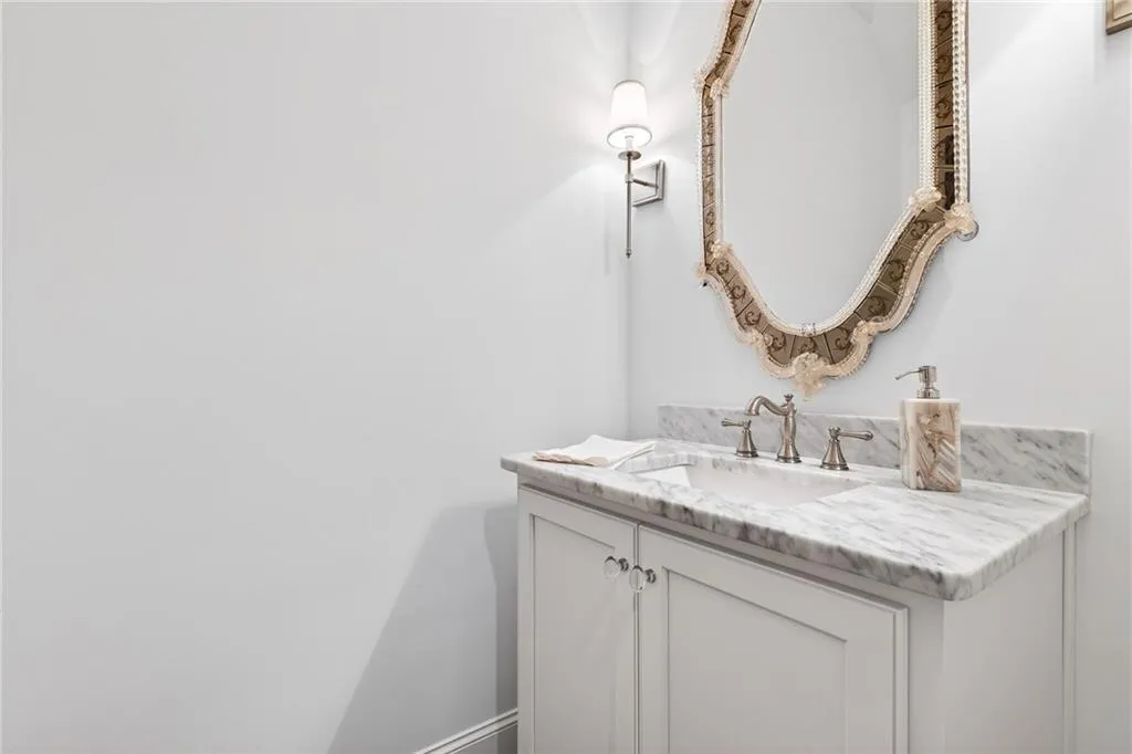 4774 Wieuca Road Ne, Atlanta, Georgia 30342, 4 Bedrooms Bedrooms, 0 ,4 BathroomsBathrooms,Residential,For Sale,4774 Wieuca Road Ne,7706369