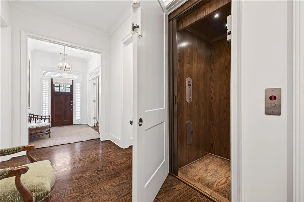 4774 Wieuca Road Ne, Atlanta, Georgia 30342, 4 Bedrooms Bedrooms, 0 ,4 BathroomsBathrooms,Residential,For Sale,4774 Wieuca Road Ne,7706369