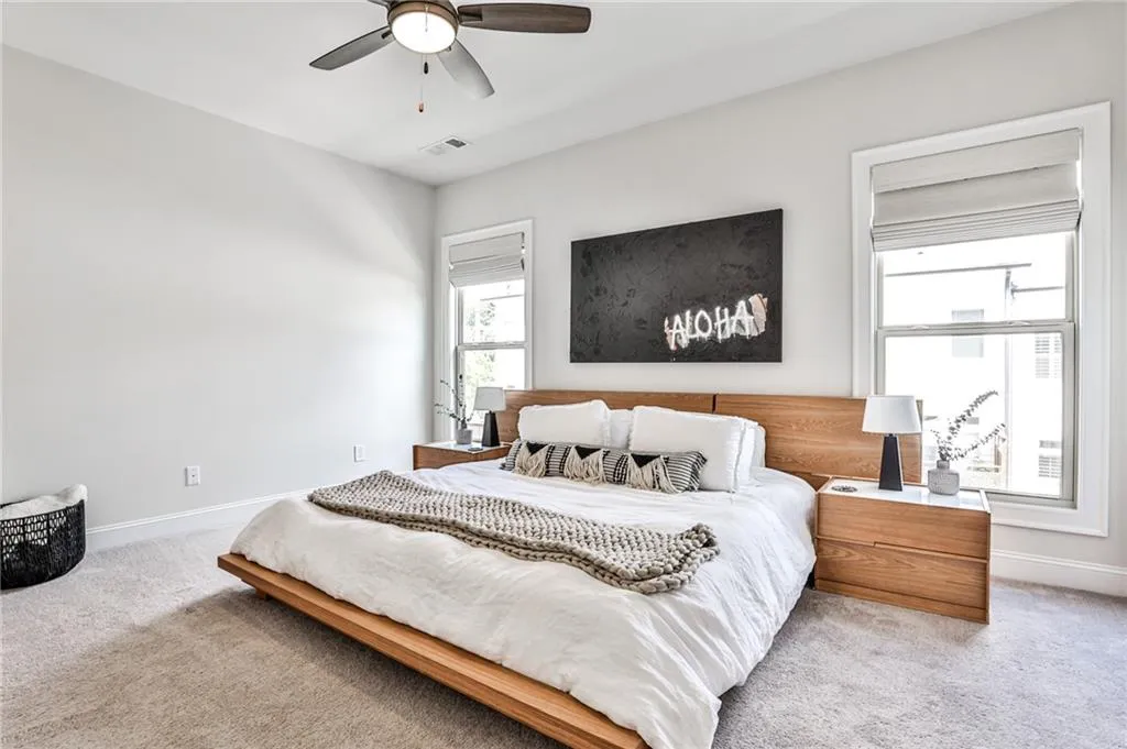 4213 Deming Circle, Atlanta, Georgia 30342, 2 Bedrooms Bedrooms, ,2 BathroomsBathrooms,Residential,Sold,4213 Deming Circle,7083715