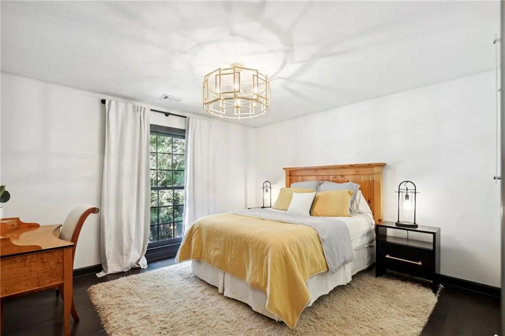 6145 Riverwood Drive, Sandy Springs, Georgia 30328, 6 Bedrooms Bedrooms, ,4 BathroomsBathrooms,Residential,Sold,6145 Riverwood Drive,7239291