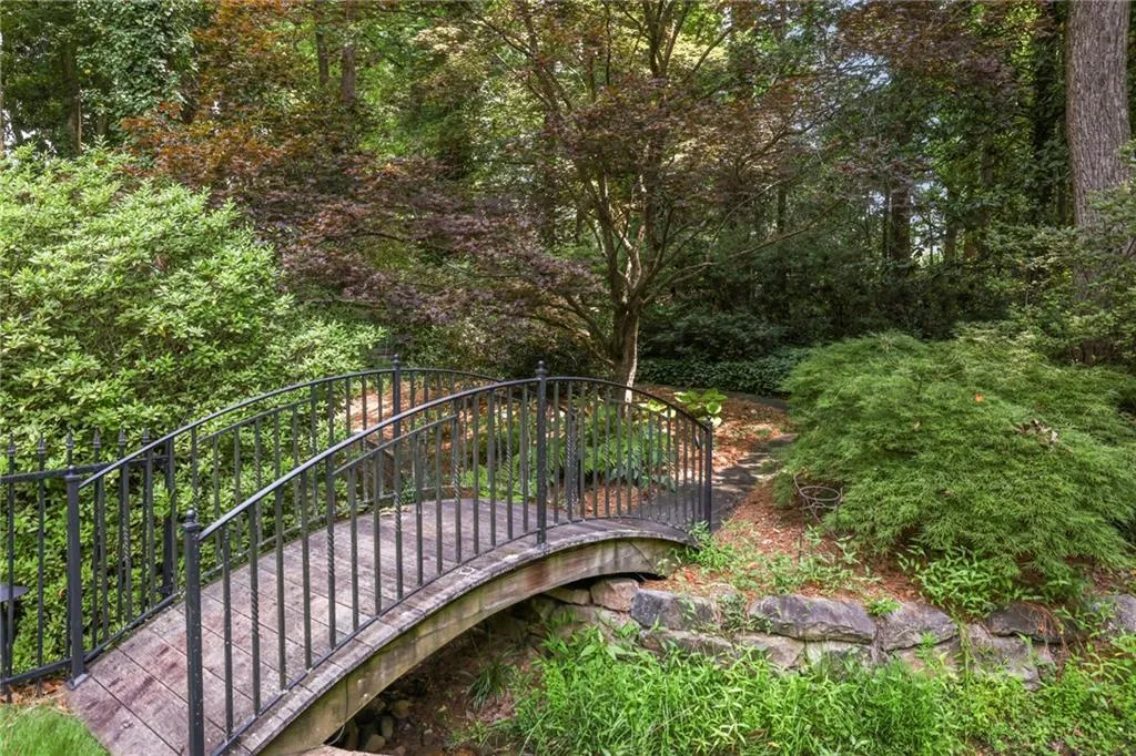 6145 Riverwood Drive, Sandy Springs, Georgia 30328, 6 Bedrooms Bedrooms, ,4 BathroomsBathrooms,Residential,Sold,6145 Riverwood Drive,7239291
