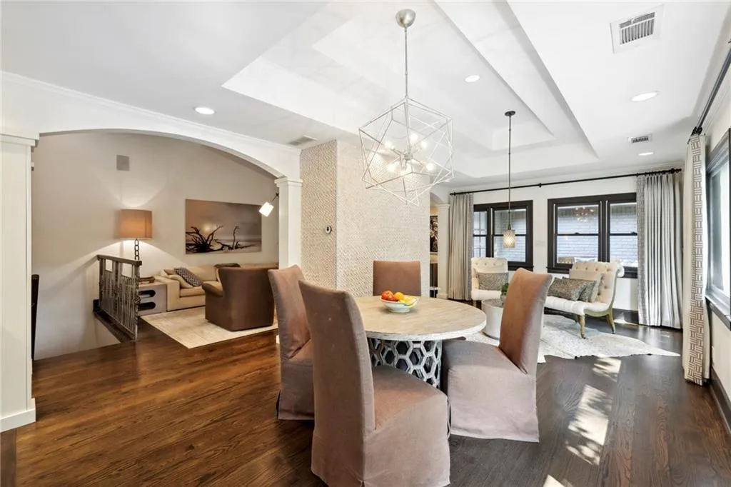 6145 Riverwood Drive, Sandy Springs, Georgia 30328, 6 Bedrooms Bedrooms, ,4 BathroomsBathrooms,Residential,Sold,6145 Riverwood Drive,7239291