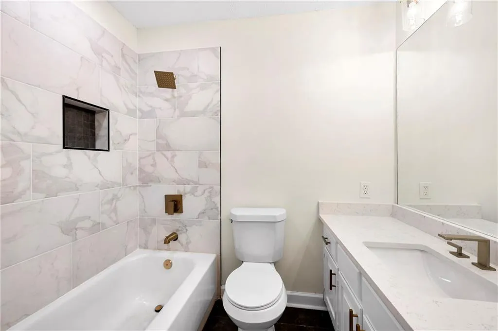 344 The Chace, Sandy Springs, Georgia 30328, 4 Bedrooms Bedrooms, ,3 BathroomsBathrooms,Residential,Sold,344 The Chace,7122206