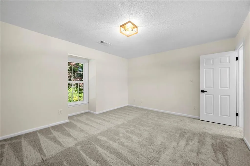 344 The Chace, Sandy Springs, Georgia 30328, 4 Bedrooms Bedrooms, ,3 BathroomsBathrooms,Residential,Sold,344 The Chace,7122206