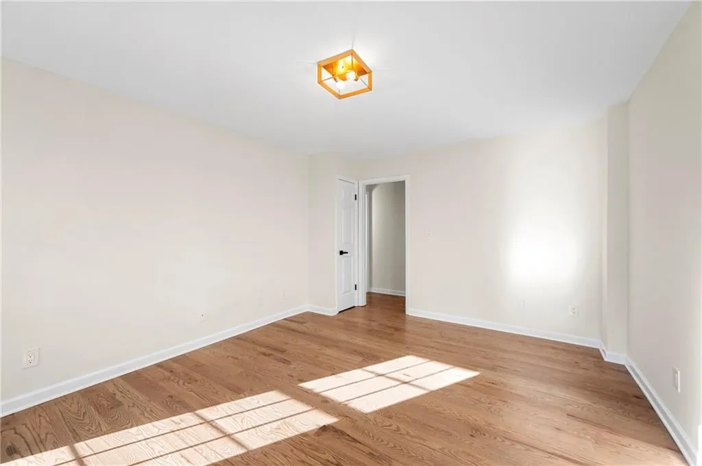 344 The Chace, Sandy Springs, Georgia 30328, 4 Bedrooms Bedrooms, ,3 BathroomsBathrooms,Residential,Sold,344 The Chace,7122206