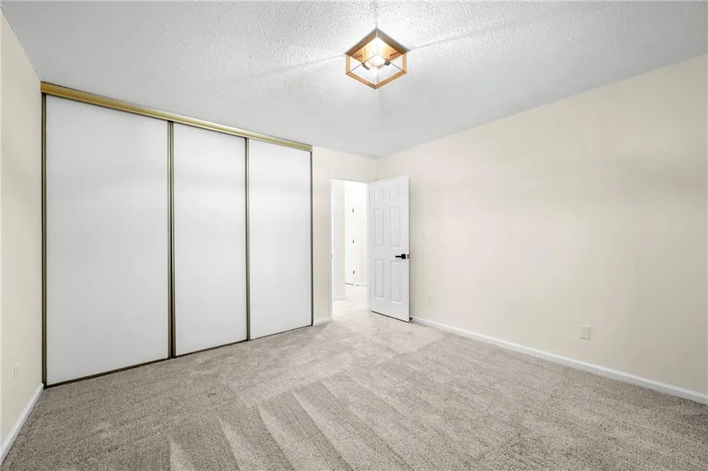 344 The Chace, Sandy Springs, Georgia 30328, 4 Bedrooms Bedrooms, ,3 BathroomsBathrooms,Residential,Sold,344 The Chace,7122206