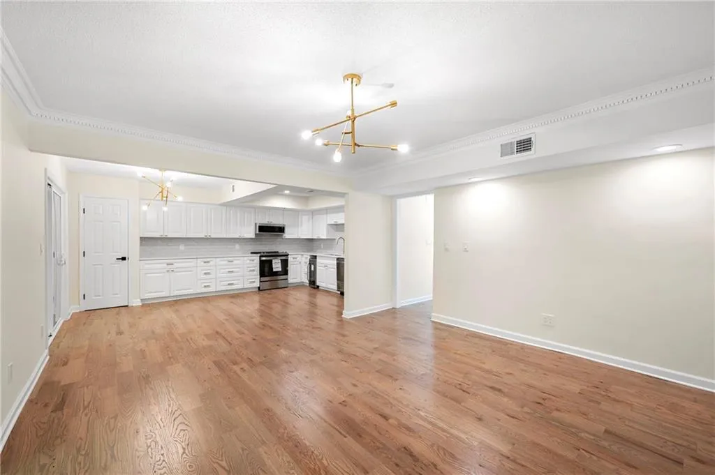 344 The Chace, Sandy Springs, Georgia 30328, 4 Bedrooms Bedrooms, ,3 BathroomsBathrooms,Residential,Sold,344 The Chace,7122206