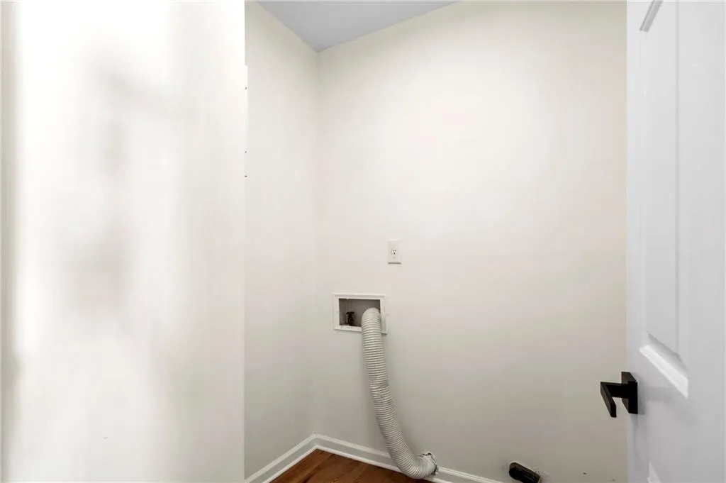 344 The Chace, Sandy Springs, Georgia 30328, 4 Bedrooms Bedrooms, ,3 BathroomsBathrooms,Residential,Sold,344 The Chace,7122206