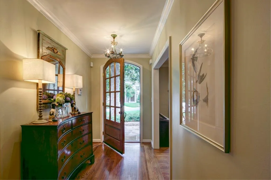 864 Beaverbrook Drive Nw, Atlanta, Georgia 30318, 5 Bedrooms Bedrooms, ,4 BathroomsBathrooms,Residential,Sold,864 Beaverbrook Drive Nw,5721064