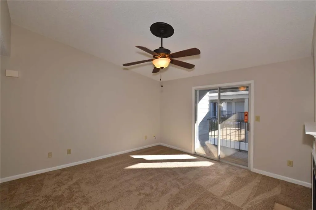 534 Granville Court, Sandy Springs, Georgia 30328, 1 Bedroom Bedrooms, ,1 BathroomBathrooms,Residential,Sold,534 Granville Court,6104208