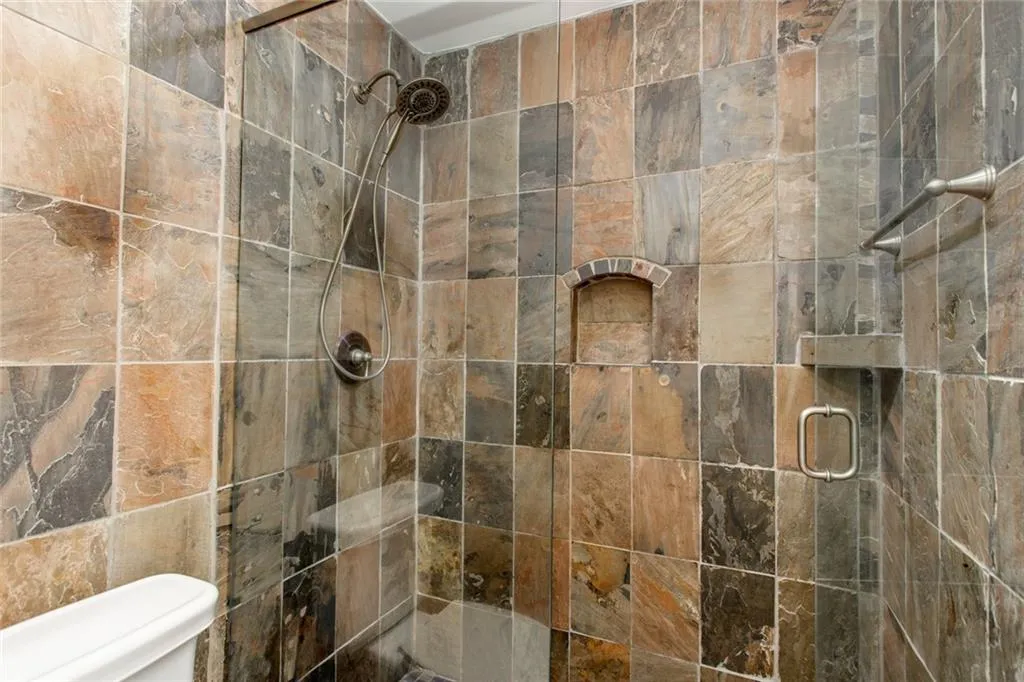 21 Forrest Place, Atlanta, Georgia 30328, 3 Bedrooms Bedrooms, ,3 BathroomsBathrooms,Residential,Sold,21 Forrest Place,6855332