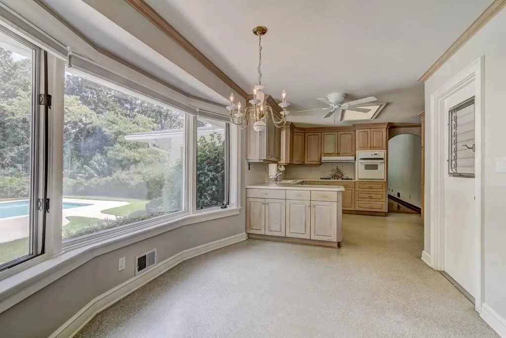 4785 Brinkley Lane, Sandy Springs, Georgia 30342, 5 Bedrooms Bedrooms, ,3 BathroomsBathrooms,Residential,Sold,4785 Brinkley Lane,6974317