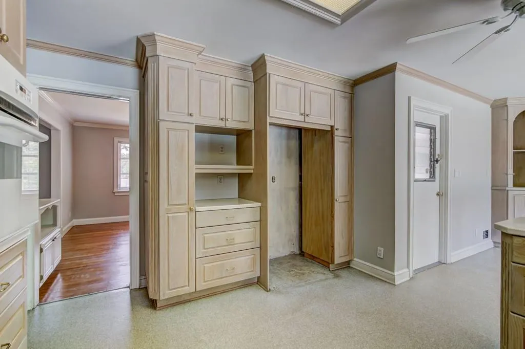 4785 Brinkley Lane, Sandy Springs, Georgia 30342, 5 Bedrooms Bedrooms, ,3 BathroomsBathrooms,Residential,Sold,4785 Brinkley Lane,6974317