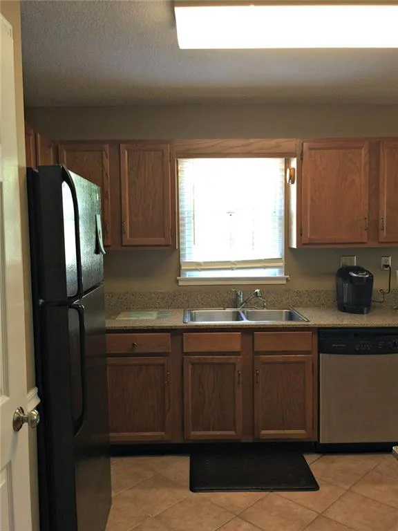 405 Garden Court, Atlanta, Georgia 30328, 3 Bedrooms Bedrooms, ,2 BathroomsBathrooms,Residential,Sold,405 Garden Court,5828797