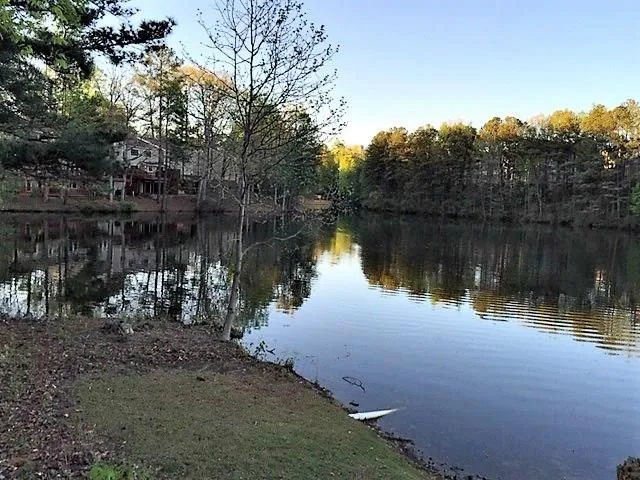 405 Garden Court, Atlanta, Georgia 30328, 3 Bedrooms Bedrooms, ,2 BathroomsBathrooms,Residential,Sold,405 Garden Court,5828797