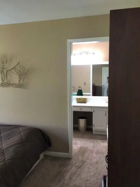 405 Garden Court, Atlanta, Georgia 30328, 3 Bedrooms Bedrooms, ,2 BathroomsBathrooms,Residential,Sold,405 Garden Court,5828797