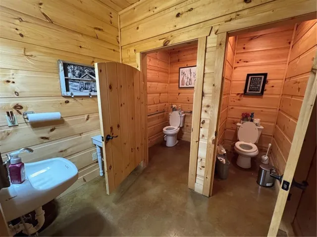 1170