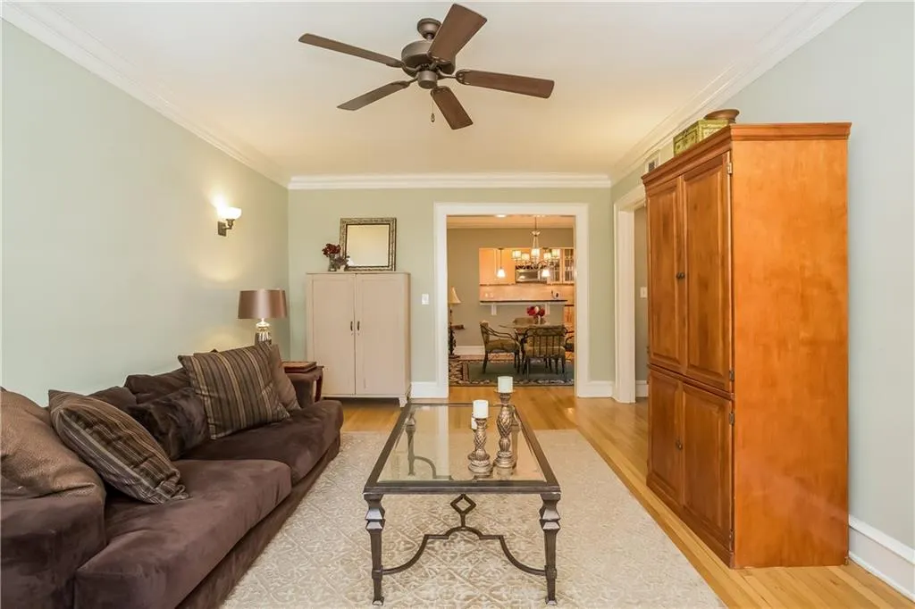 2 Collier Road Nw Unit 5, Atlanta, Georgia 30309, 1 Bedroom Bedrooms, ,1 BathroomBathrooms,Residential,Sold,2 Collier Road Nw Unit 5,5757579