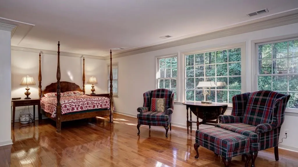 9590 Huntcliff Trace, Sandy Springs, Georgia 30350, 5 Bedrooms Bedrooms, ,5 BathroomsBathrooms,Residential,Sold,9590 Huntcliff Trace,5924291