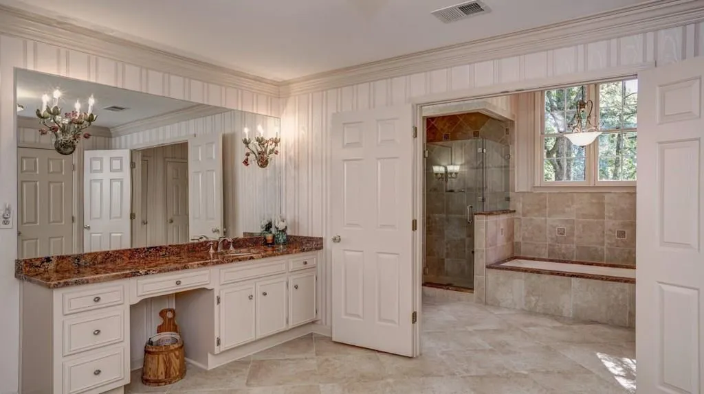 9590 Huntcliff Trace, Sandy Springs, Georgia 30350, 5 Bedrooms Bedrooms, ,5 BathroomsBathrooms,Residential,Sold,9590 Huntcliff Trace,5924291