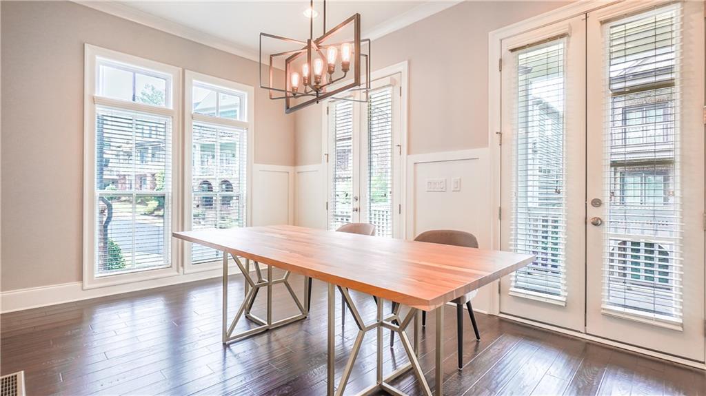 2002 Wheaton Way, Sandy Springs, Georgia 30328, 4 Bedrooms Bedrooms, ,3 BathroomsBathrooms,Residential,Sold,2002 Wheaton Way,7217370