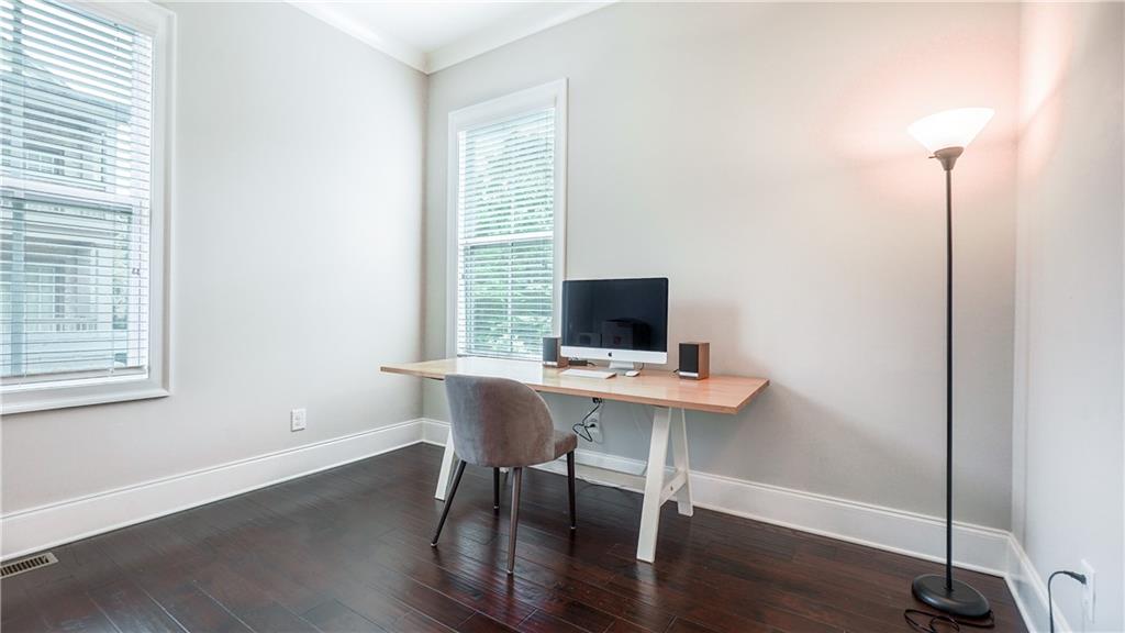 2002 Wheaton Way, Sandy Springs, Georgia 30328, 4 Bedrooms Bedrooms, ,3 BathroomsBathrooms,Residential,Sold,2002 Wheaton Way,7217370