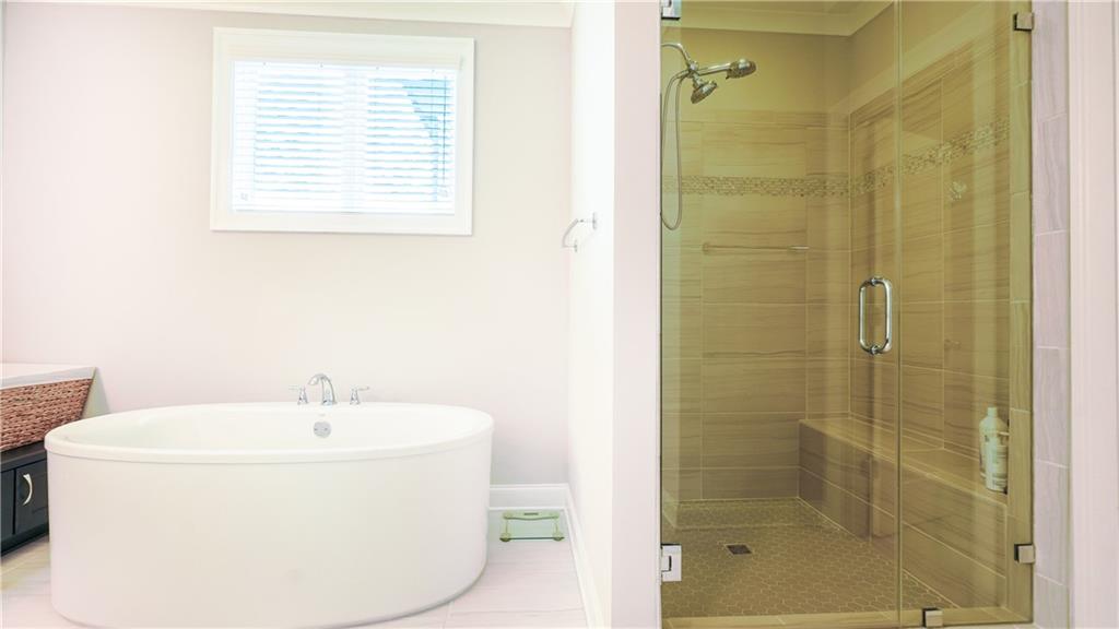 2002 Wheaton Way, Sandy Springs, Georgia 30328, 4 Bedrooms Bedrooms, ,3 BathroomsBathrooms,Residential,Sold,2002 Wheaton Way,7217370