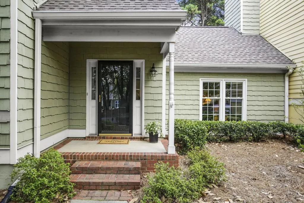 16 Vernon Glen Court, Atlanta, Georgia 30338, 3 Bedrooms Bedrooms, ,2 BathroomsBathrooms,Residential,Sold,16 Vernon Glen Court,7245877