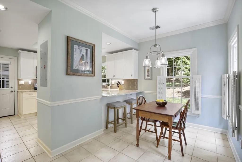 16 Vernon Glen Court, Atlanta, Georgia 30338, 3 Bedrooms Bedrooms, ,2 BathroomsBathrooms,Residential,Sold,16 Vernon Glen Court,7245877