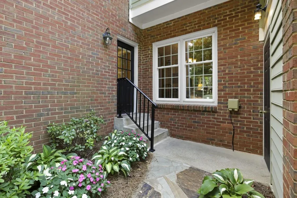 16 Vernon Glen Court, Atlanta, Georgia 30338, 3 Bedrooms Bedrooms, ,2 BathroomsBathrooms,Residential,Sold,16 Vernon Glen Court,7245877