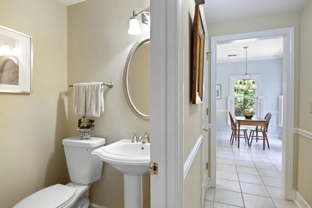 16 Vernon Glen Court, Atlanta, Georgia 30338, 3 Bedrooms Bedrooms, ,2 BathroomsBathrooms,Residential,Sold,16 Vernon Glen Court,7245877