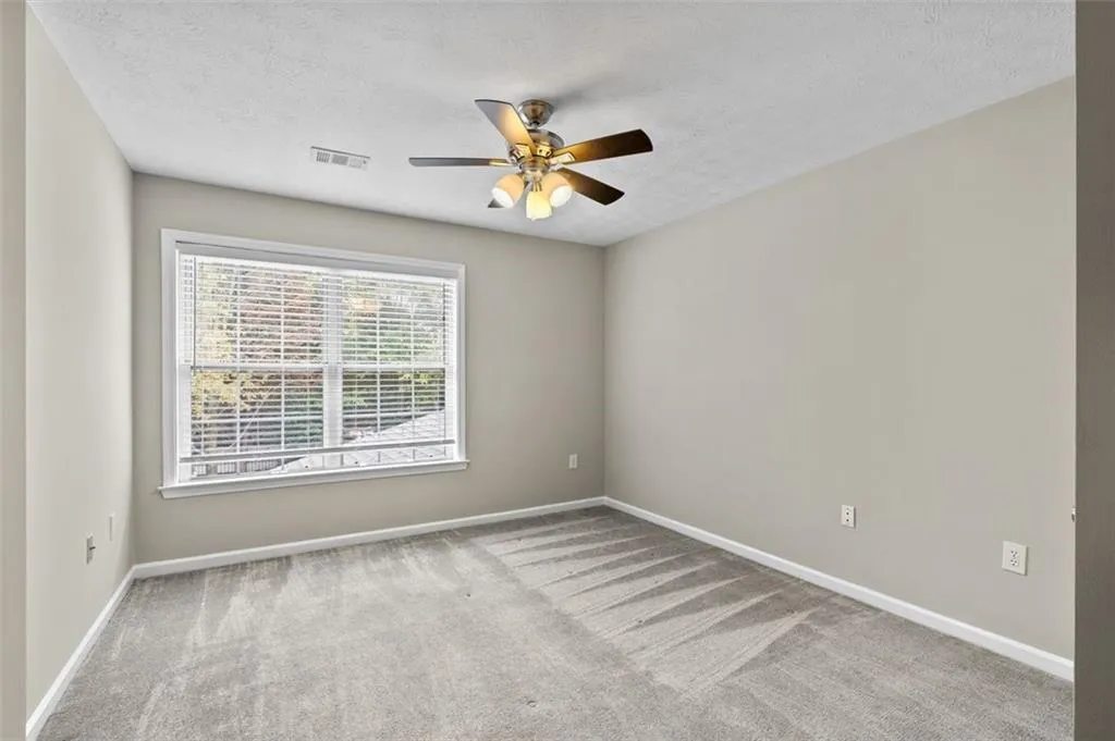 2680 Pine Tree Road Ne Unit 5, Atlanta, Georgia 30324, 3 Bedrooms Bedrooms, 0 ,2 BathroomsBathrooms,Residential,For Sale,2680 Pine Tree Road Ne Unit 5,7742123
