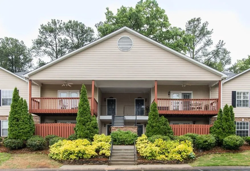 208 Brighton Point, Atlanta, Georgia 30328, 2 Bedrooms Bedrooms, ,2 BathroomsBathrooms,Residential,Sold,208 Brighton Point,5694121