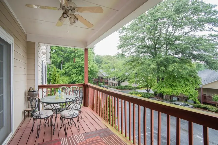 208 Brighton Point, Atlanta, Georgia 30328, 2 Bedrooms Bedrooms, ,2 BathroomsBathrooms,Residential,Sold,208 Brighton Point,5694121