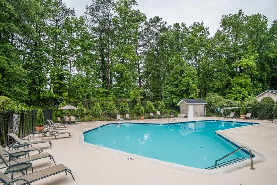 208 Brighton Point, Atlanta, Georgia 30328, 2 Bedrooms Bedrooms, ,2 BathroomsBathrooms,Residential,Sold,208 Brighton Point,5694121