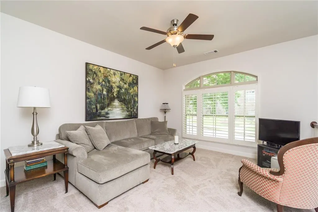7340 Glisten Avenue, Sandy Springs, Georgia 30328, 3 Bedrooms Bedrooms, ,3 BathroomsBathrooms,Residential,Sold,7340 Glisten Avenue,6774000
