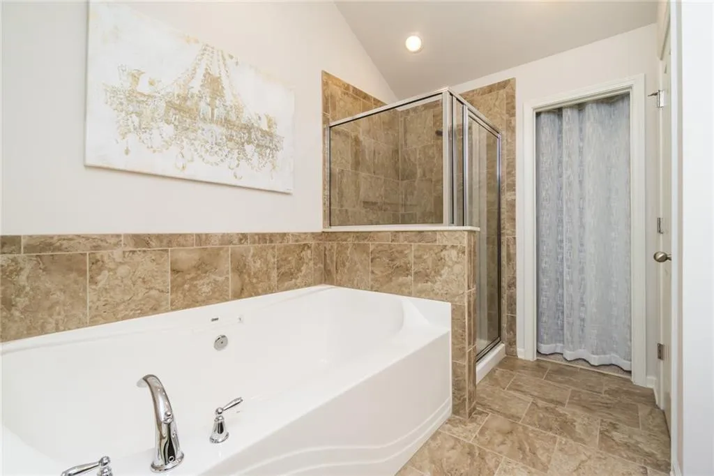 7340 Glisten Avenue, Sandy Springs, Georgia 30328, 3 Bedrooms Bedrooms, ,3 BathroomsBathrooms,Residential,Sold,7340 Glisten Avenue,6774000
