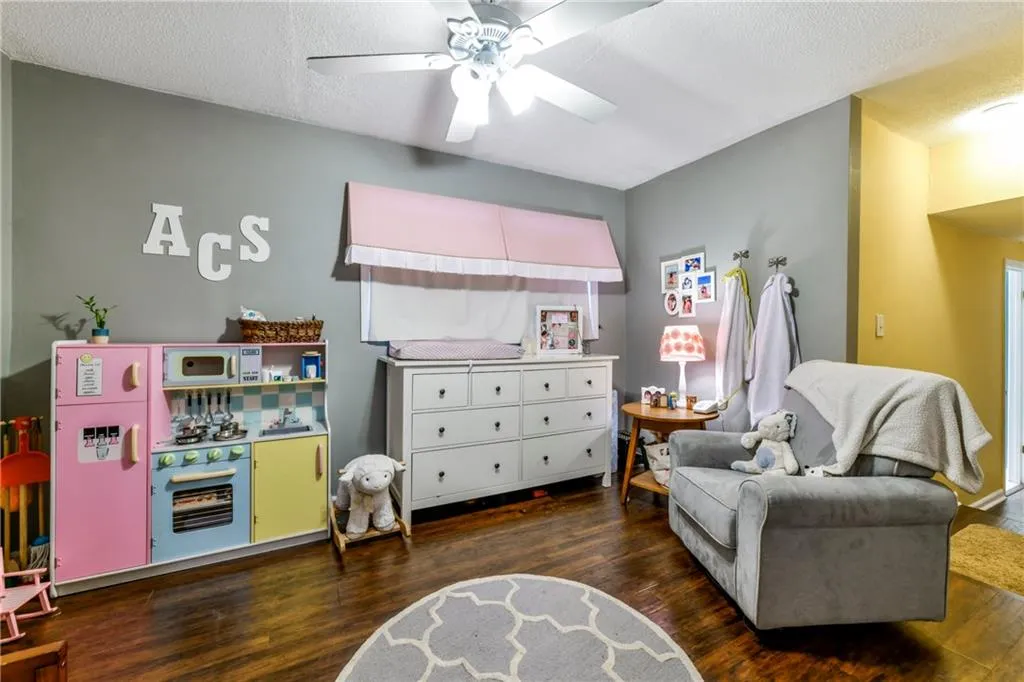 5205 Chemin De Vie, Atlanta, Georgia 30342, 2 Bedrooms Bedrooms, ,2 BathroomsBathrooms,Residential,Sold,5205 Chemin De Vie,5983182