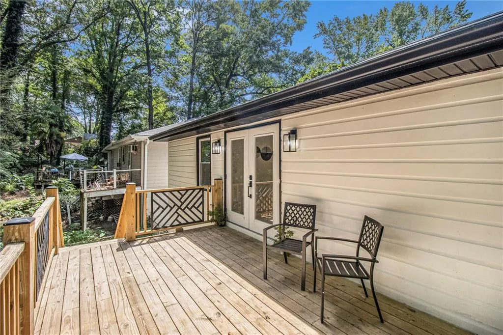 2537 Baker Road Nw, Atlanta, Georgia 30318, 4 Bedrooms Bedrooms, ,2 BathroomsBathrooms,Residential,For Sale,2537 Baker Road Nw,7583880