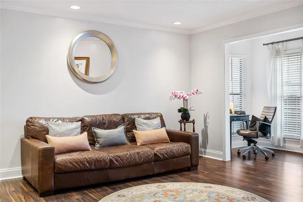 502 Barrington Hills Drive, Sandy Springs, Georgia 30350, 1 Bedroom Bedrooms, ,1 BathroomBathrooms,Residential,Sold,502 Barrington Hills Drive,6851420