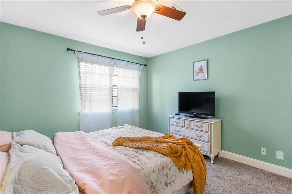 502 Barrington Hills Drive, Sandy Springs, Georgia 30350, 1 Bedroom Bedrooms, ,1 BathroomBathrooms,Residential,Sold,502 Barrington Hills Drive,6851420