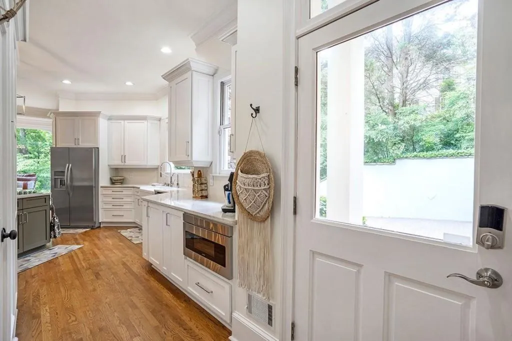 7560 Bridgegate Court, Sandy Springs, Georgia 30350, 5 Bedrooms Bedrooms, ,5 BathroomsBathrooms,Residential,Sold,7560 Bridgegate Court,7224649