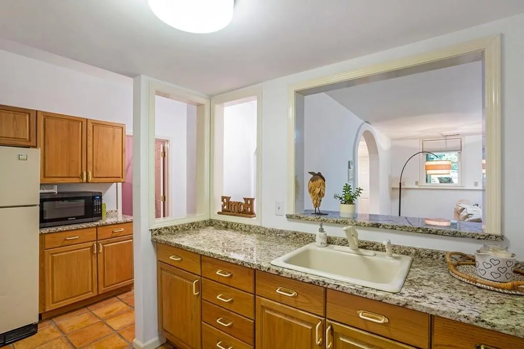 7560 Bridgegate Court, Sandy Springs, Georgia 30350, 5 Bedrooms Bedrooms, ,5 BathroomsBathrooms,Residential,Sold,7560 Bridgegate Court,7224649