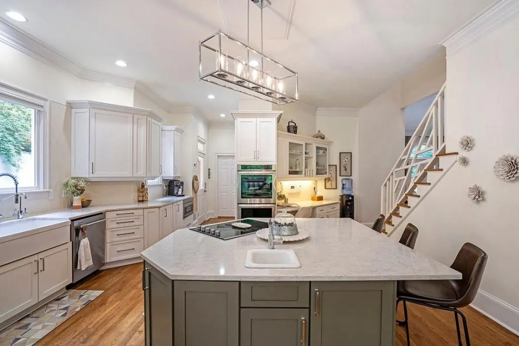 7560 Bridgegate Court, Sandy Springs, Georgia 30350, 5 Bedrooms Bedrooms, ,5 BathroomsBathrooms,Residential,Sold,7560 Bridgegate Court,7224649