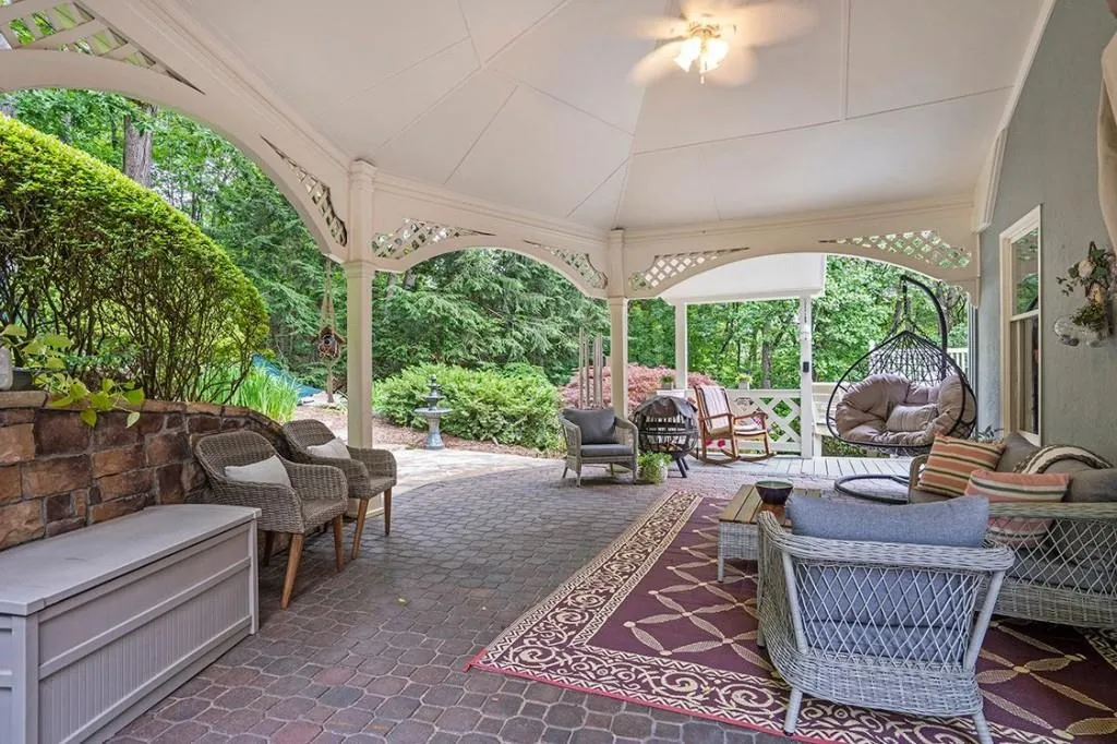 7560 Bridgegate Court, Sandy Springs, Georgia 30350, 5 Bedrooms Bedrooms, ,5 BathroomsBathrooms,Residential,Sold,7560 Bridgegate Court,7224649