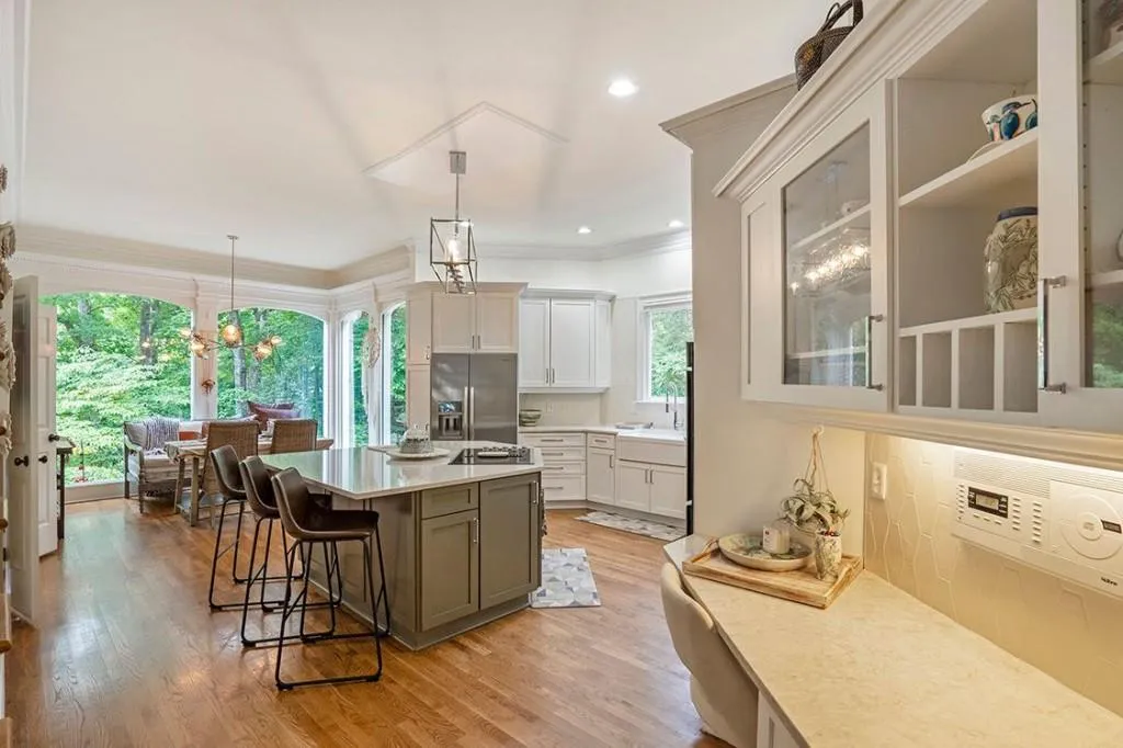 7560 Bridgegate Court, Sandy Springs, Georgia 30350, 5 Bedrooms Bedrooms, ,5 BathroomsBathrooms,Residential,Sold,7560 Bridgegate Court,7224649