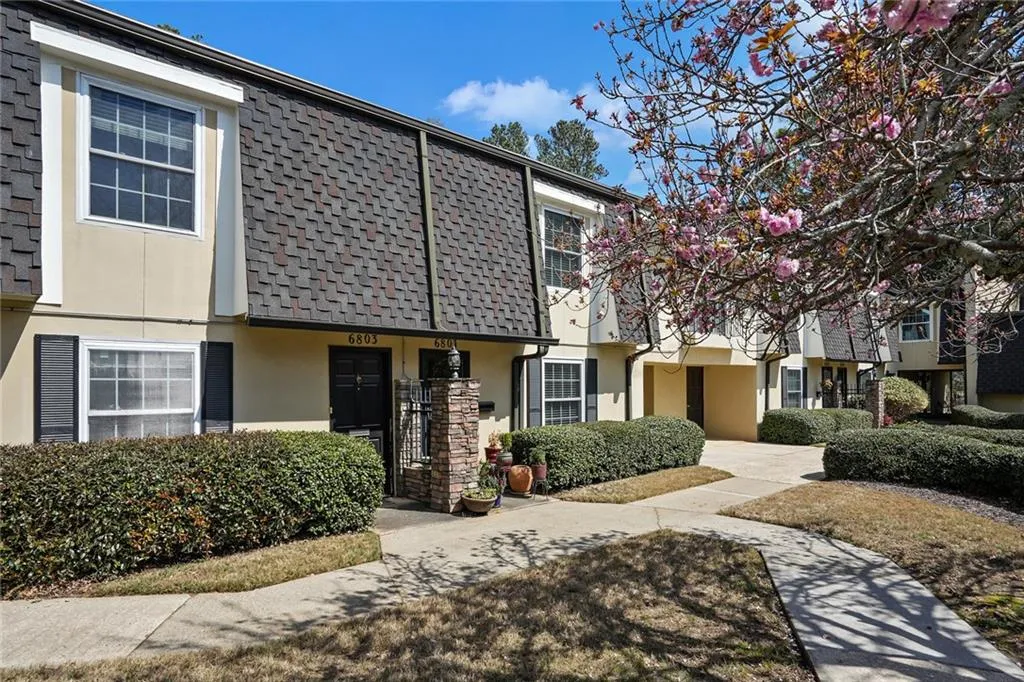 6803 Park Avenue, Sandy Springs, Georgia 30342, 2 Bedrooms Bedrooms, ,1 BathroomBathrooms,Residential,Sold,6803 Park Avenue,7201705