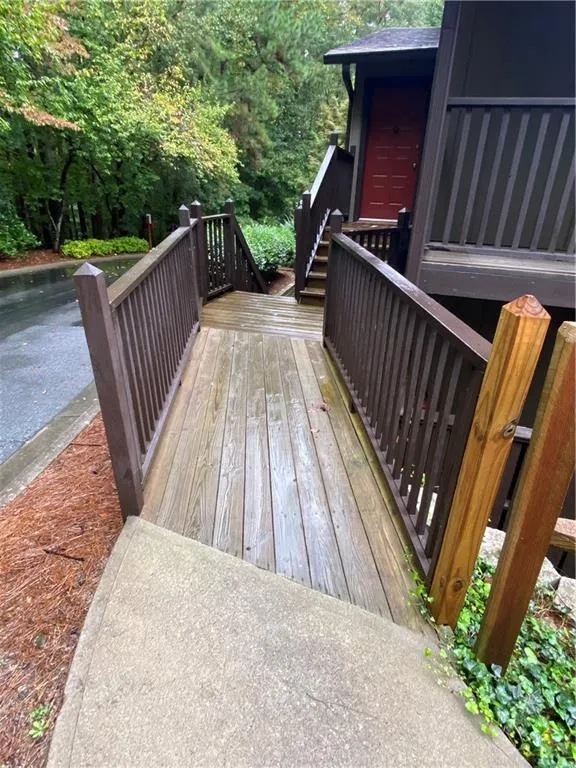 102 River Run Drive, Sandy Springs, Georgia 30350, 1 Bedroom Bedrooms, ,1 BathroomBathrooms,Residential,Sold,102 River Run Drive,6953413